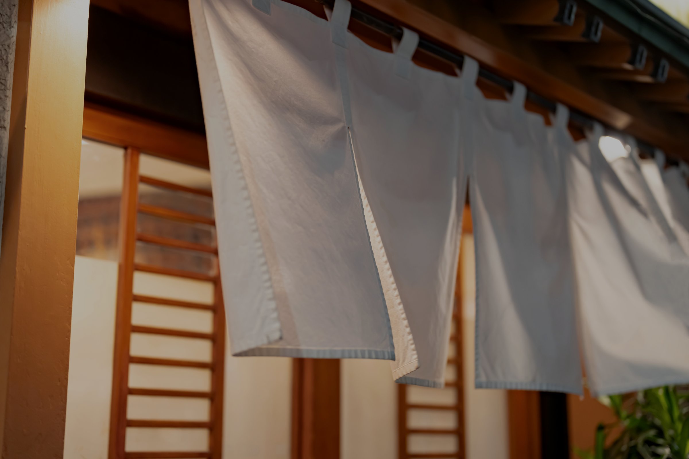 老舗の暖簾